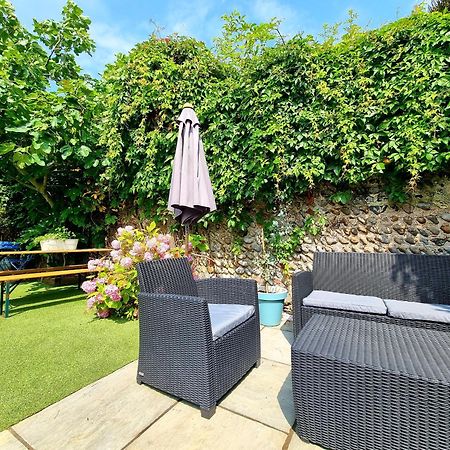 Time & Tide Town House Villa Seaford Exterior photo